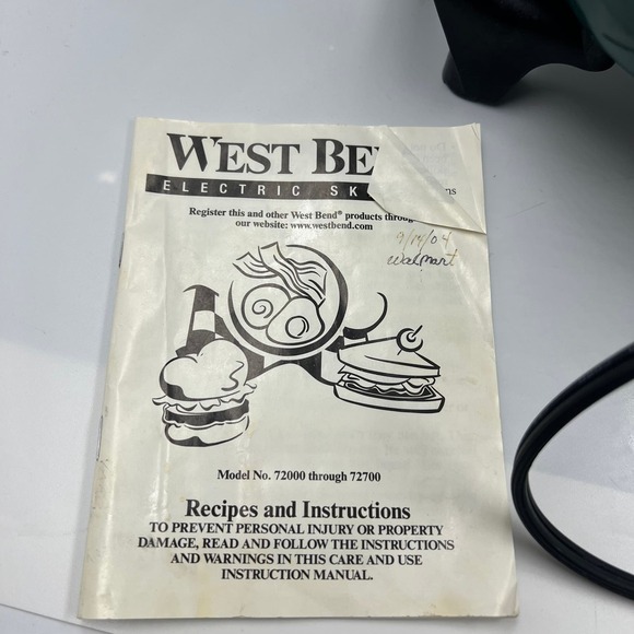 Vintage West Bend Electric Skillet 543J 1200 Watts 120 Volt Tested Camper - Picture 2 of 12